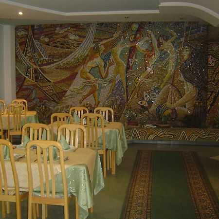 Zhibek Zholy Hotel アスターナ エクステリア 写真
