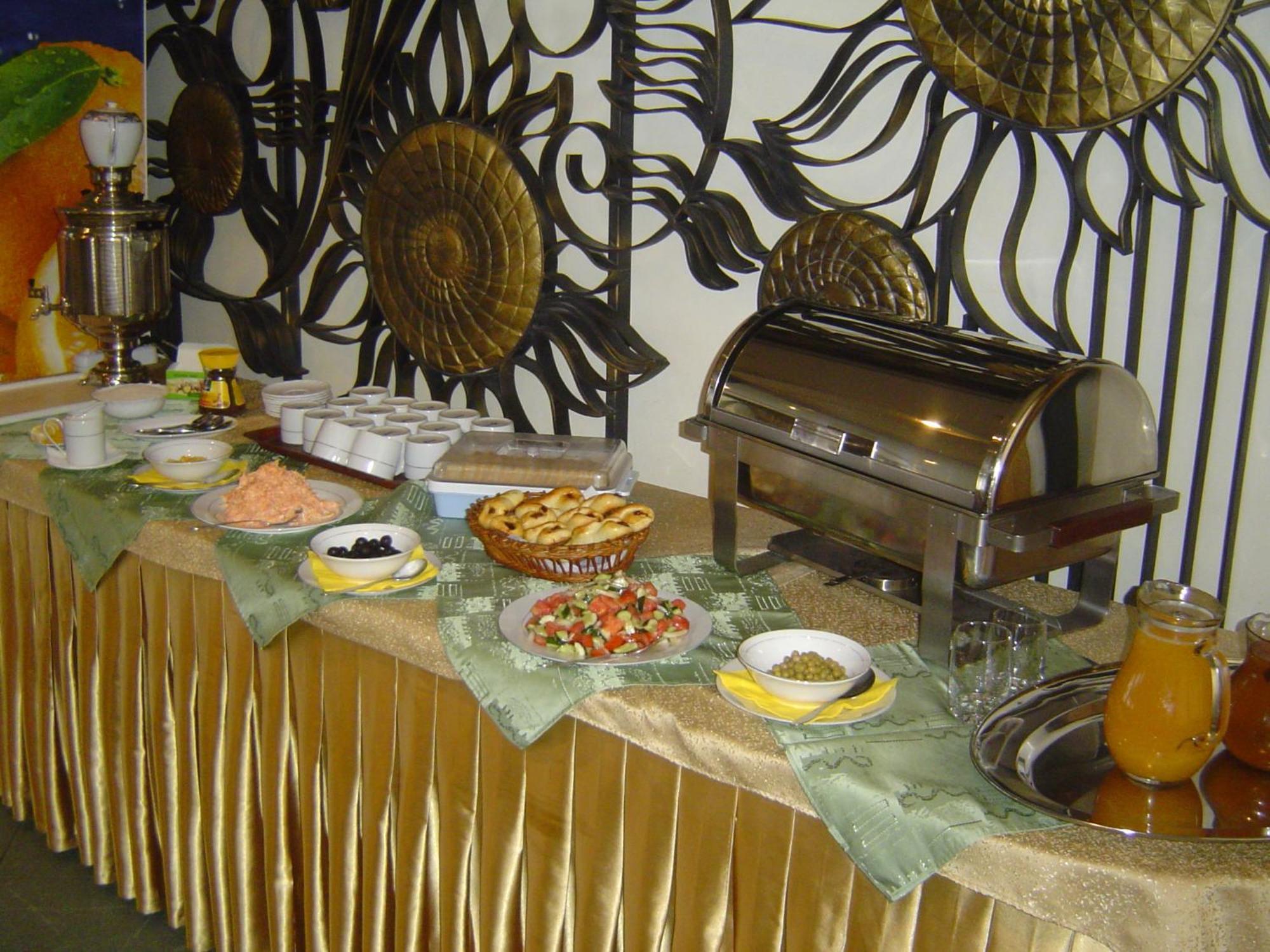 Zhibek Zholy Hotel アスターナ エクステリア 写真